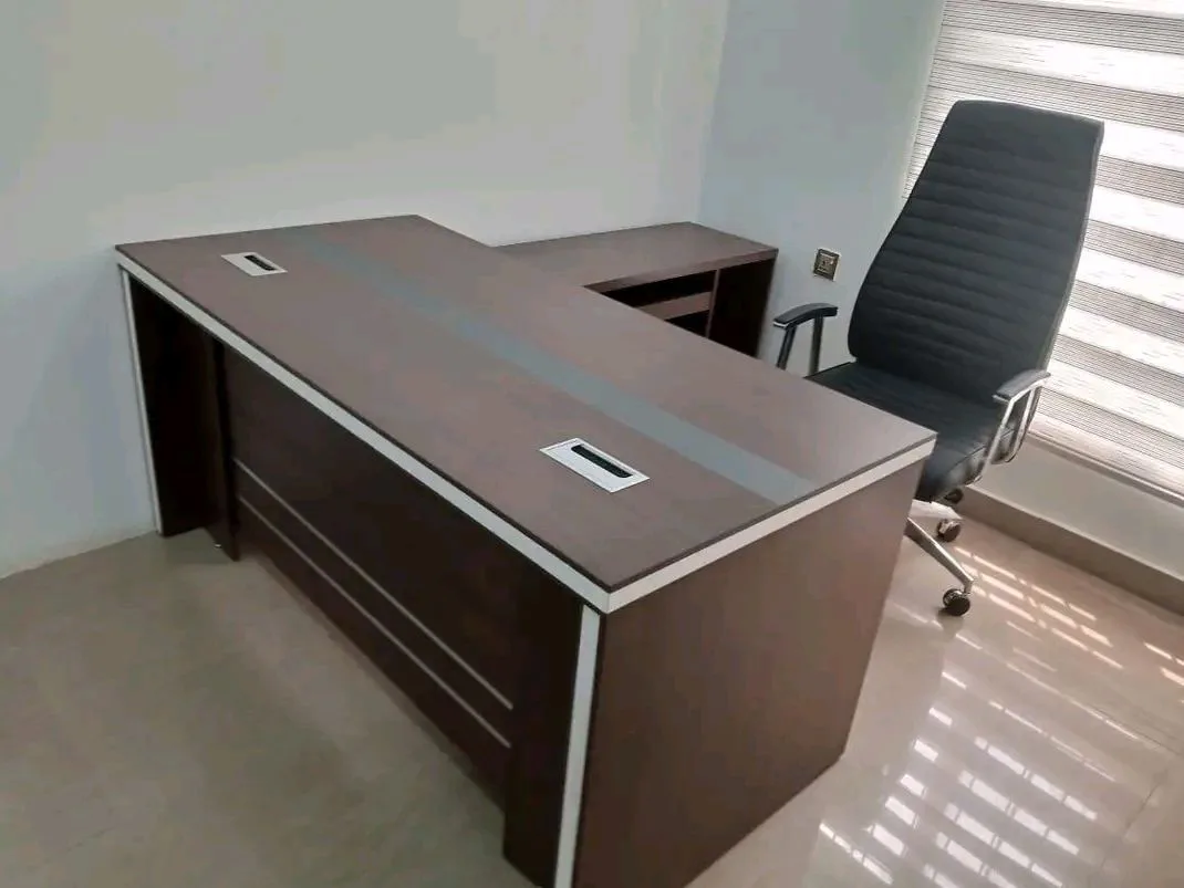 Dams furniture — shop logo