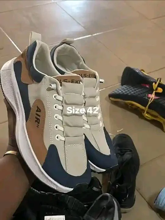 Adebisi wears — shop logo