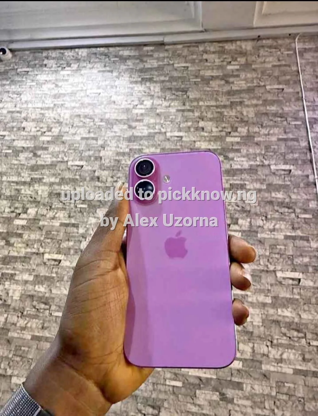 Alex Uzorna — shop cover photo
