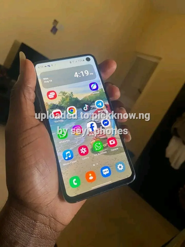 Seyi phones — shop cover photo