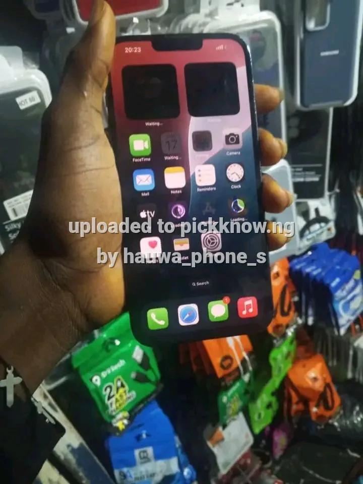 Hauwa phone's — shop cover photo